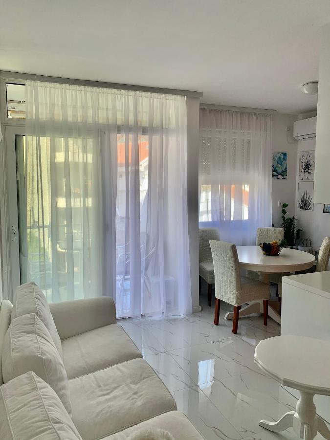 Apartment Lena, Centar Budva